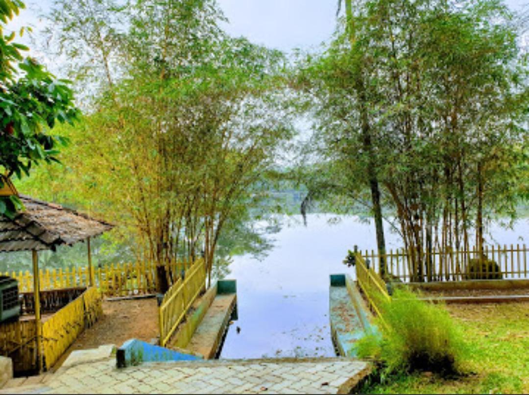 Sparrow Vale Resort Kotamangalam Exteriör bild