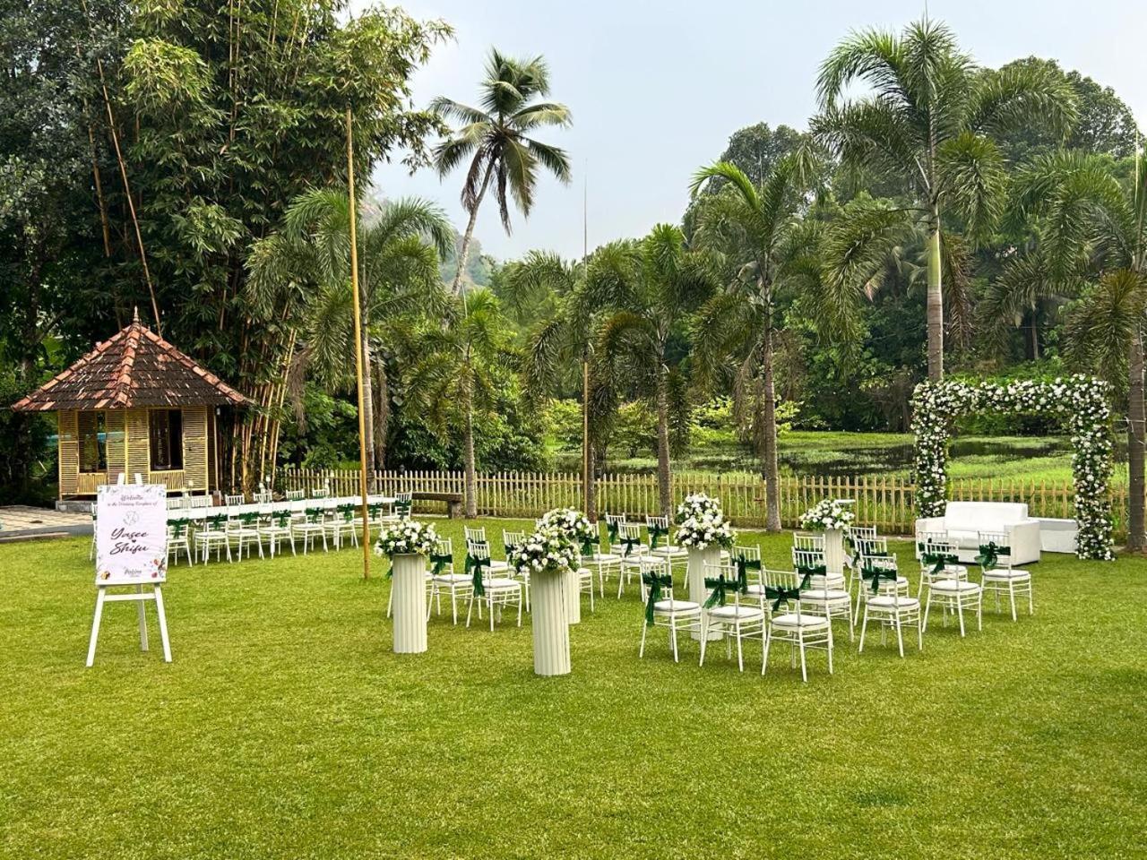 Sparrow Vale Resort Kotamangalam Exteriör bild